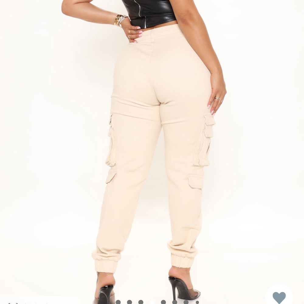 Ivory cargo pants brand new - Picture 5 of 5